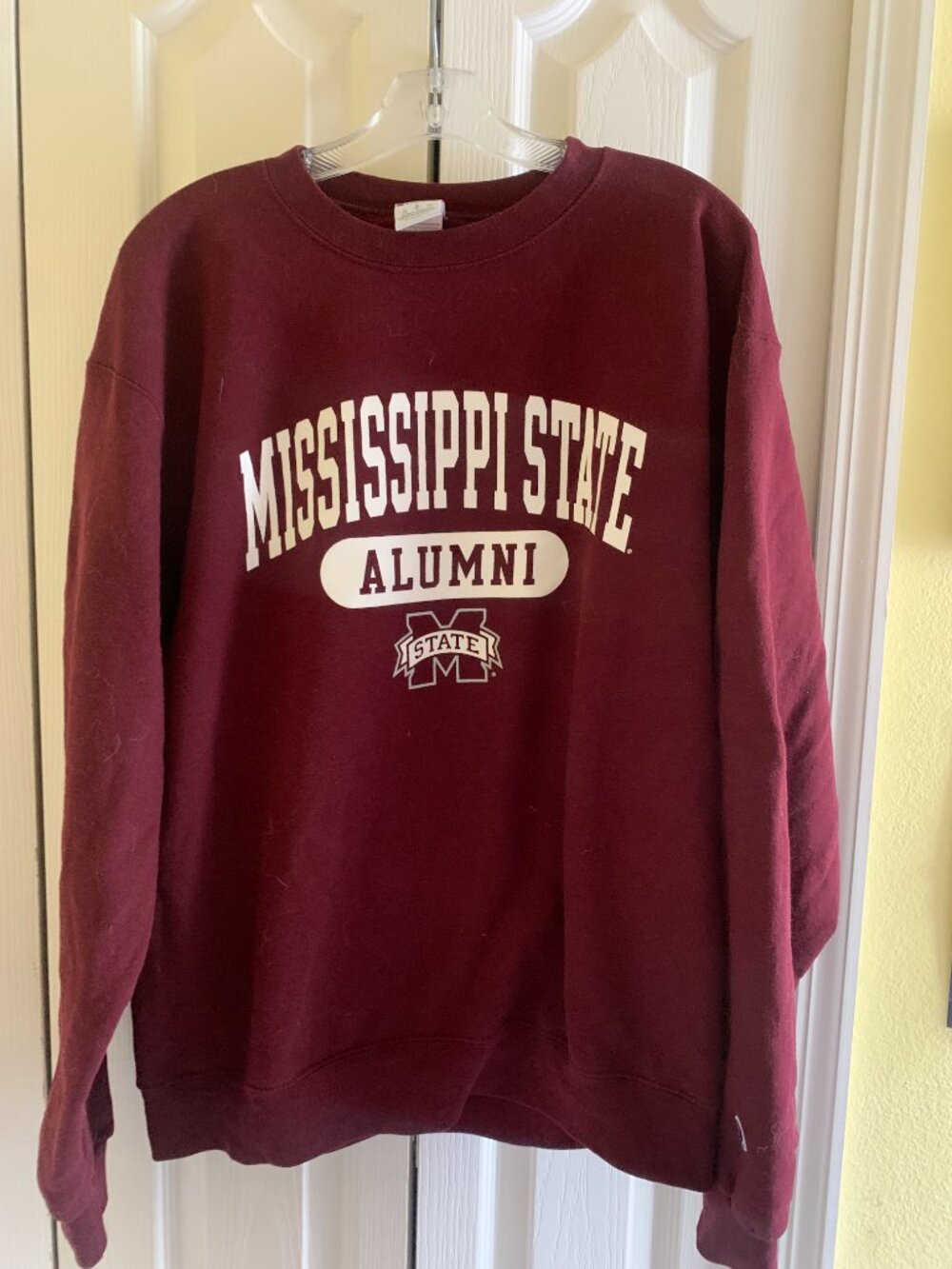 Champion Mississippi State University Alumni Crewneck Sweatshirt - Maroon